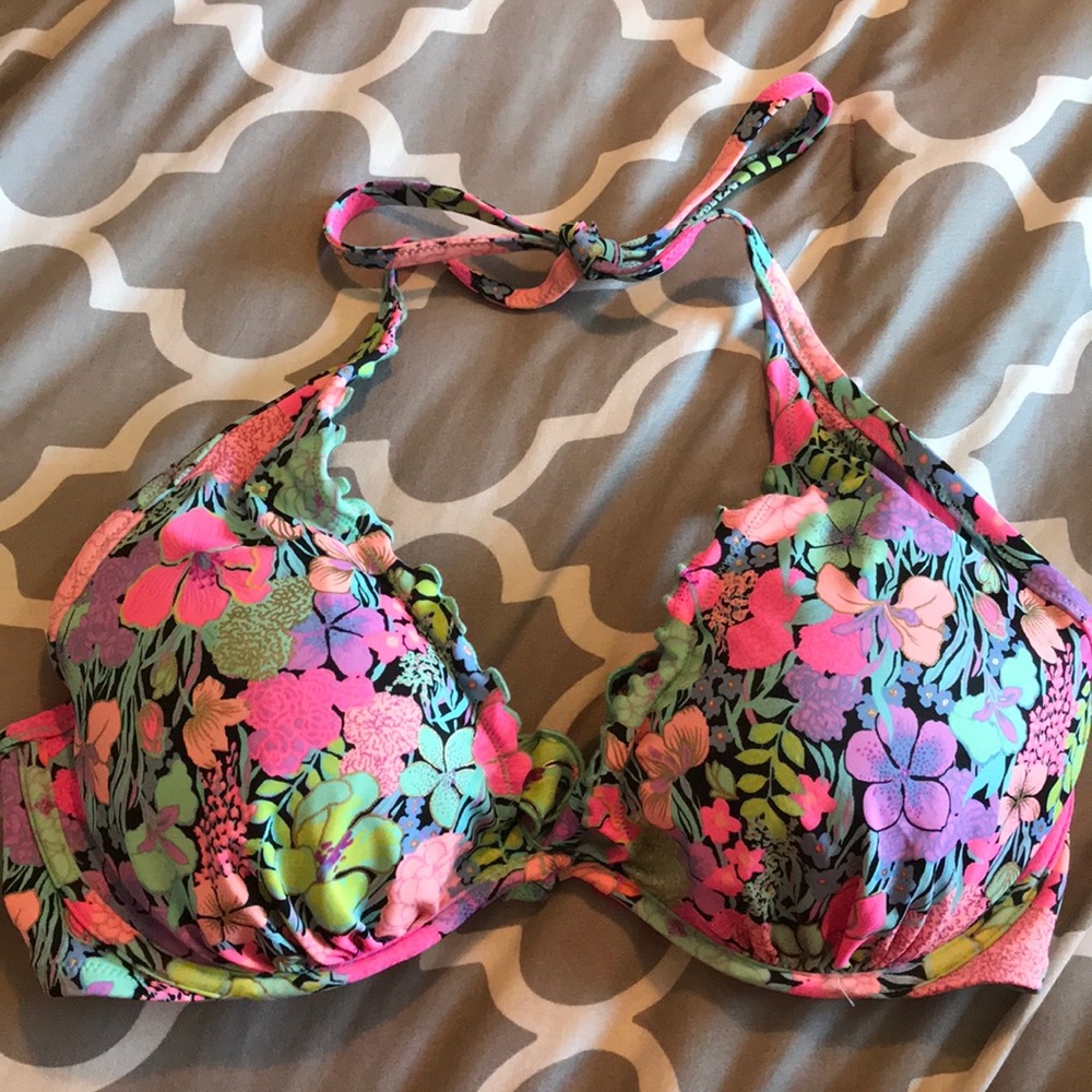 Bathing suit top
